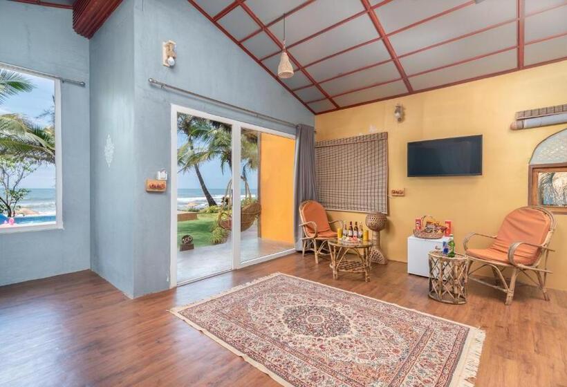 جناح, Amadi Beach Front Resort