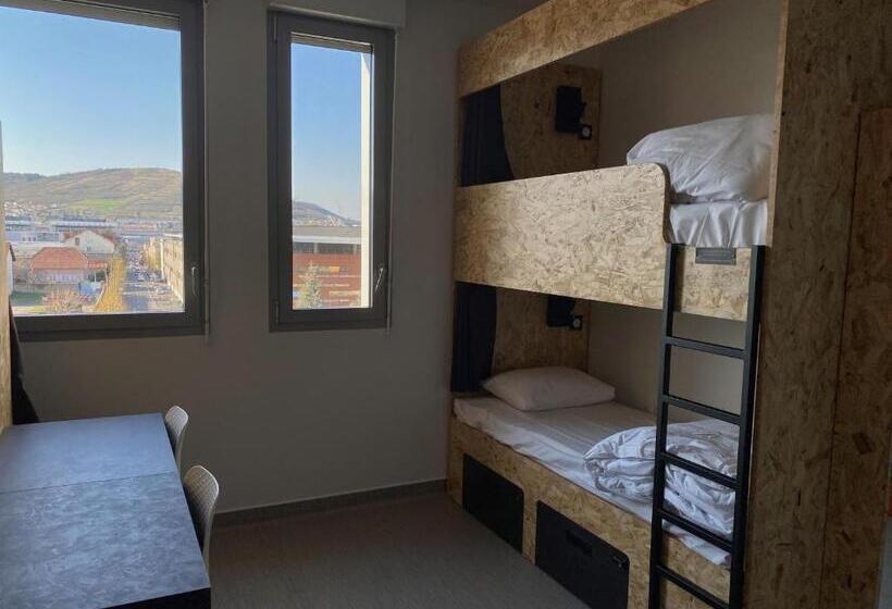 スタンダードトリプルルーム, Auberge De Jeunesse Hi Clermont Ferrand