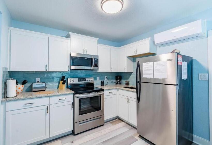 带2个卧室的公寓, Upham Beach Inn