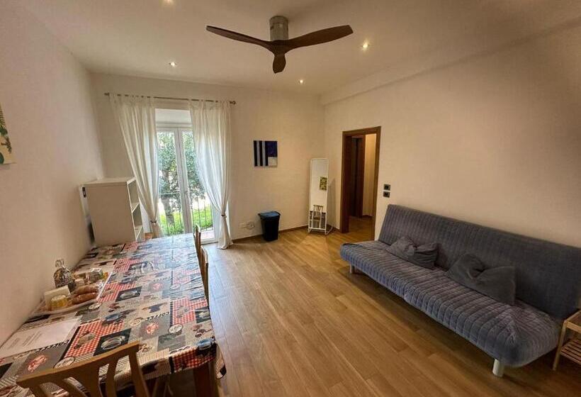 سوییت اجرایی, Amalia Suites   Via San Zanobi