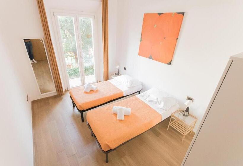 سوییت جونیور, Amalia Suites   Via San Zanobi