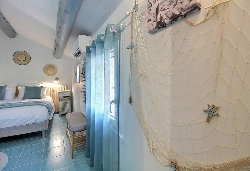 Номер Стандарт, Le Mas Cothy En Provence