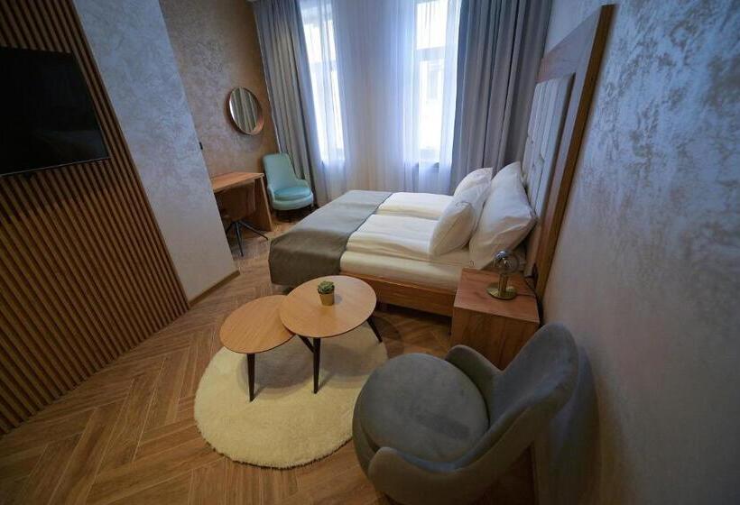 اتاق لوکس, Corso Rooms City Centre
