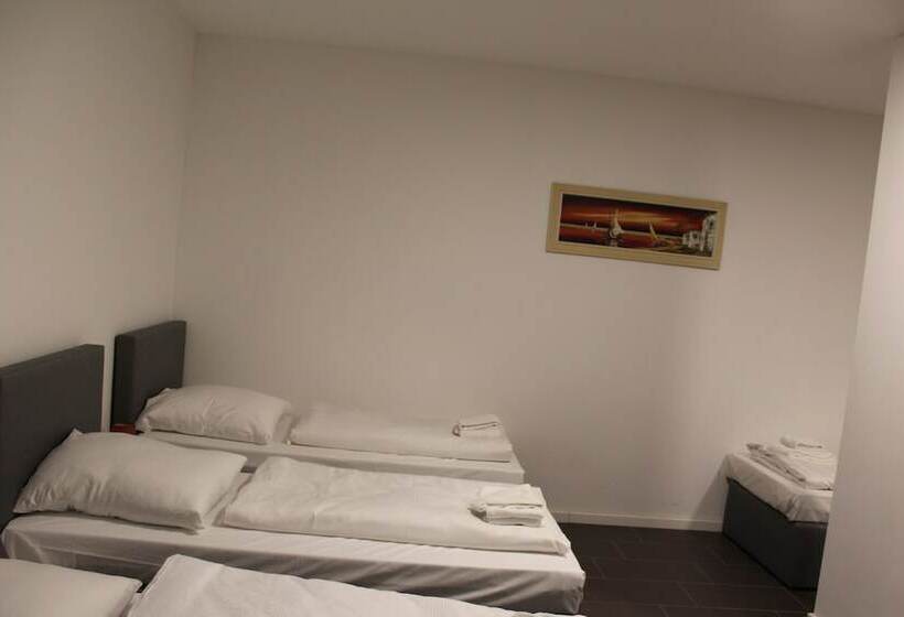 四人标准间, David S Hostel
