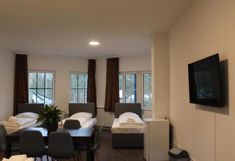 四人标准间, David S Hostel