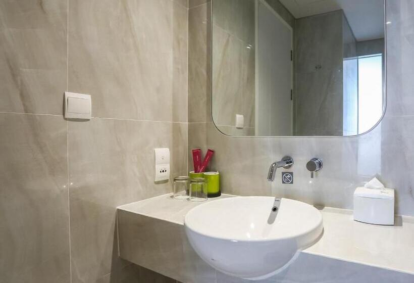 Номер Стандарт, Favehotel Pamanukan