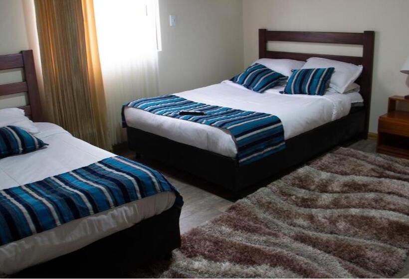 Quarto Familiar Deluxe, Rocamonti