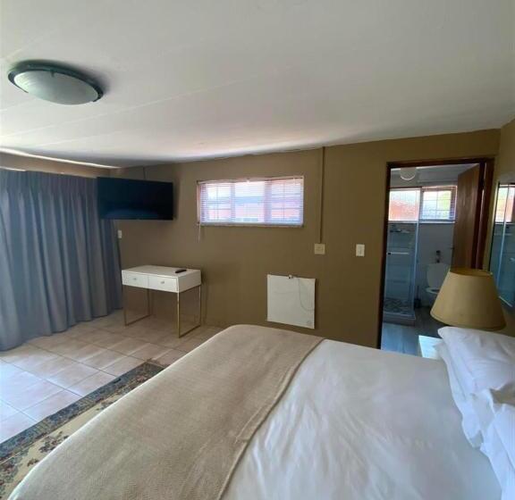 Quarto Estandar Vista Lago, Marina Views Guesthouse