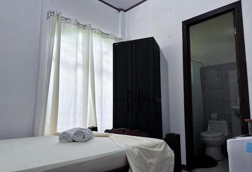 Номер Стандарт, Natural Experience House