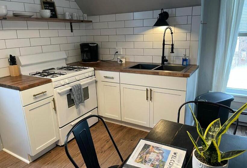 침실 1개 발코니 아파트, Spearfish Cottages