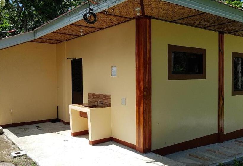 Студия Deluxe, Paco S Garden Home Stay