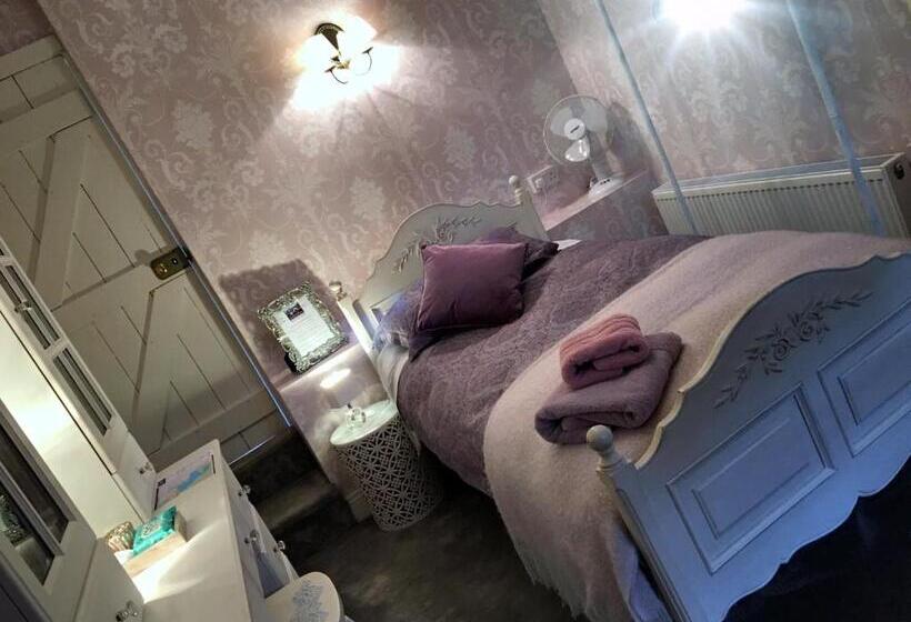 اتاق استاندارد با چشم‌انداز باغ, Ivy Cottage B&b