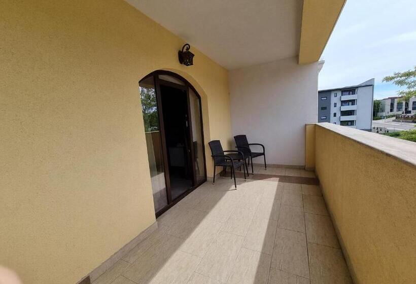 Apartamento Deluxe 1 Dormitório, Alba Forum