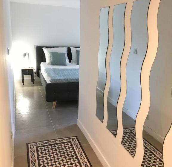 Quarto Estandar Vista Jardim, La Chênaie