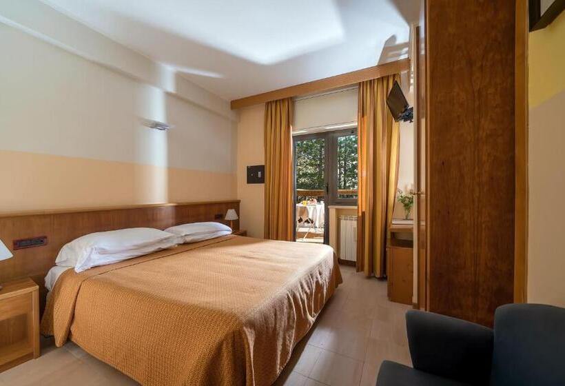 اتاق استاندارد چهار تخته, Cipriani Park