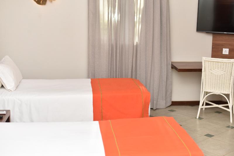 اتاق خانوادگی, Tarisa Resort & Spa