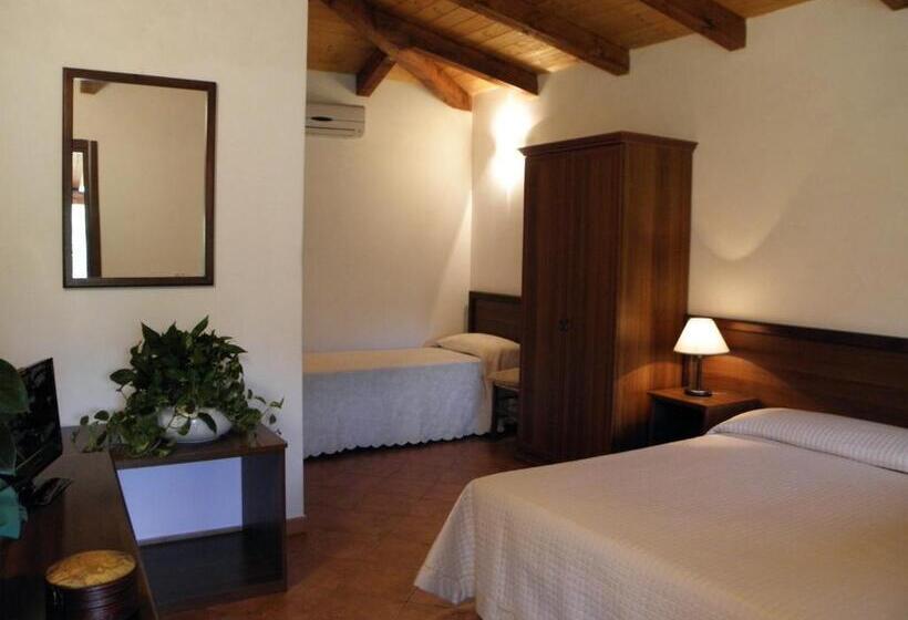 Четырехместный Номер Стандарт, Il Casale Delle Arance