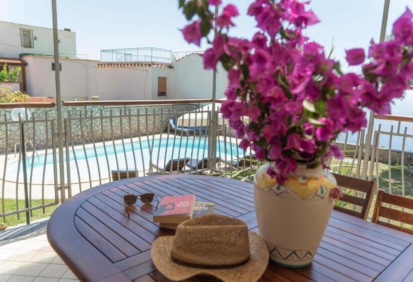 Апартаменты 1 Спальня с Террасой, Olga's Relais