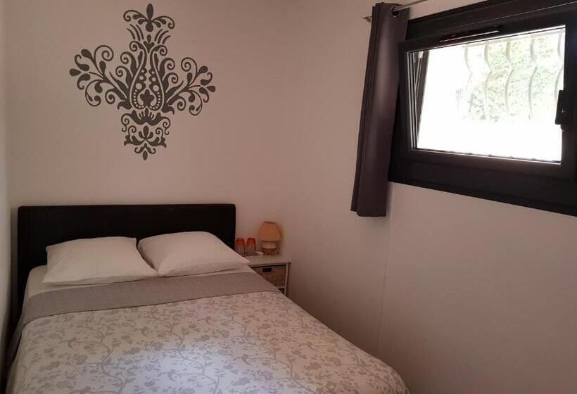 Номер Стандарт, B&b Les Grillons
