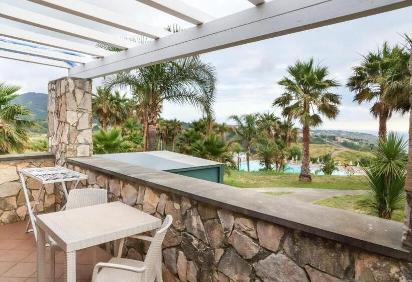 Четырехместный Номер Superior, Villaggio Club Baia Di Dino