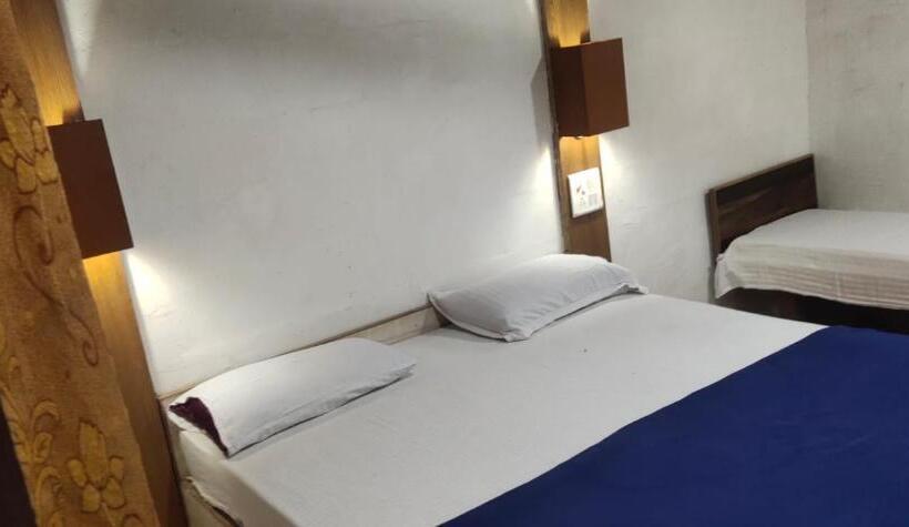 Номер Deluxe, Bungalow Resort Panorama Matheran