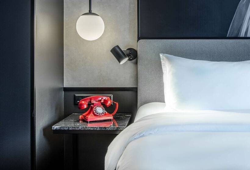 Номер Стандарт, Radisson Red , Oslo Airport
