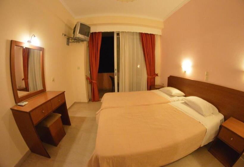 استودیوی استاندارد با چشم‌انداز دریا, Lido Sofia Holidays