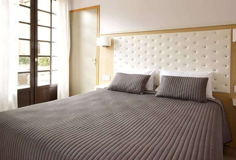 Номер Стандарт с Террасой, Hôtel Côté Ventoux