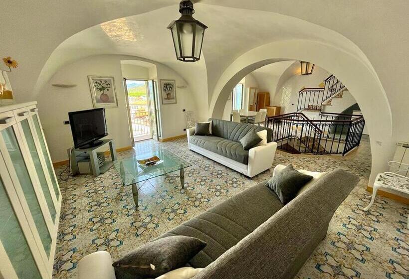 آپارتمان 2 خوابه با چشم‌انداز دریا, Florenza Residence