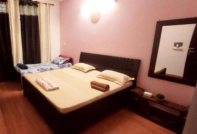 Апартаменты 1 Спальня, Little Woods Family Stay On Manali Expressway