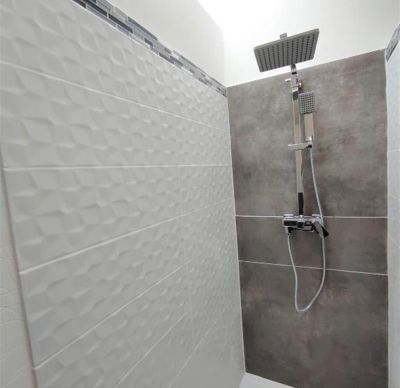 Апартаменты 1 Спальня, Appartement Oingt   Les Meublés Des Pierres Dorées