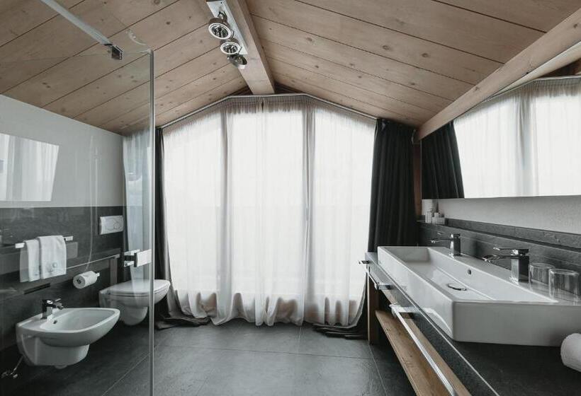 سوییت با چشم‌انداز کوه, Eco & Wellness Boutique Hotel Sonne