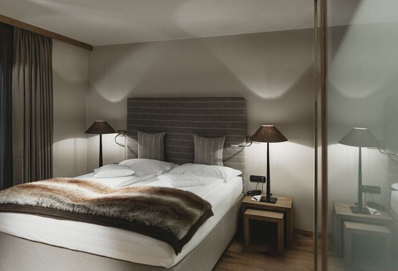 سوییت لوکس, Eco & Wellness Boutique Hotel Sonne