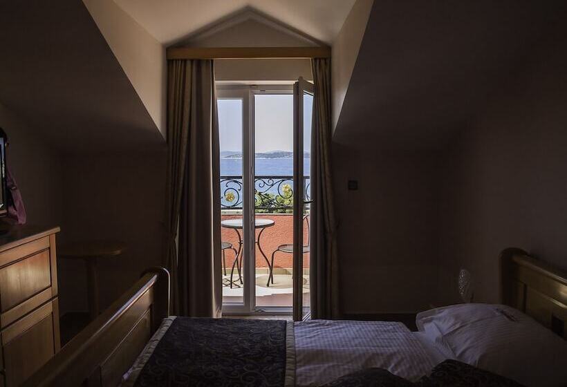 اتاق استاندارد, Miramare