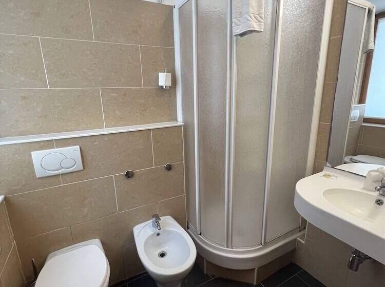 Quarto Triplo Estandar, Residence Sestriere