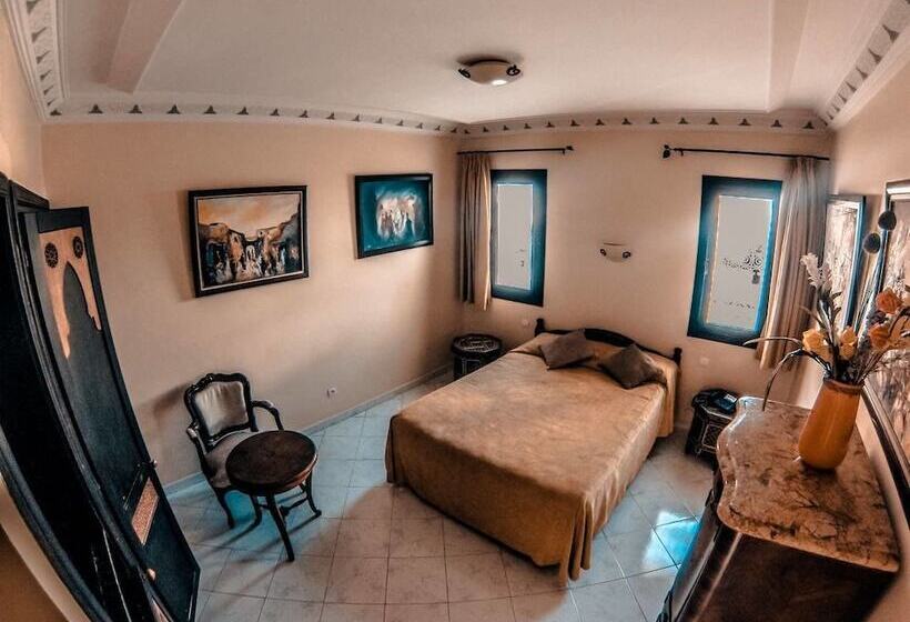 スタンダードシングルルーム, Riad Baddi