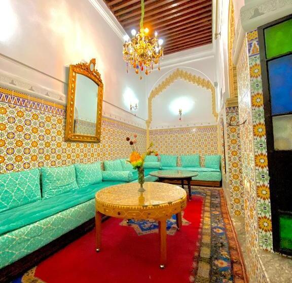 标准单人间, Riad Baddi