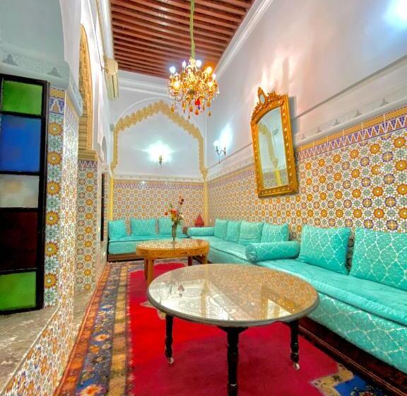 スタンダードルーム, Riad Baddi