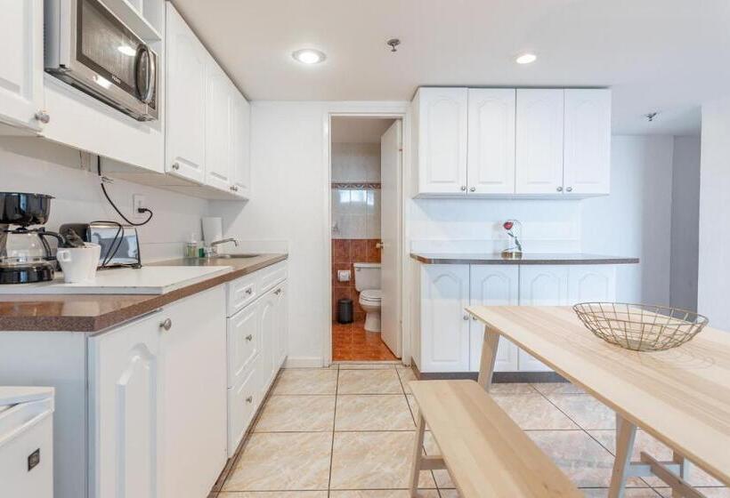 مجموعه ویستا شهر, Girasole Rentals