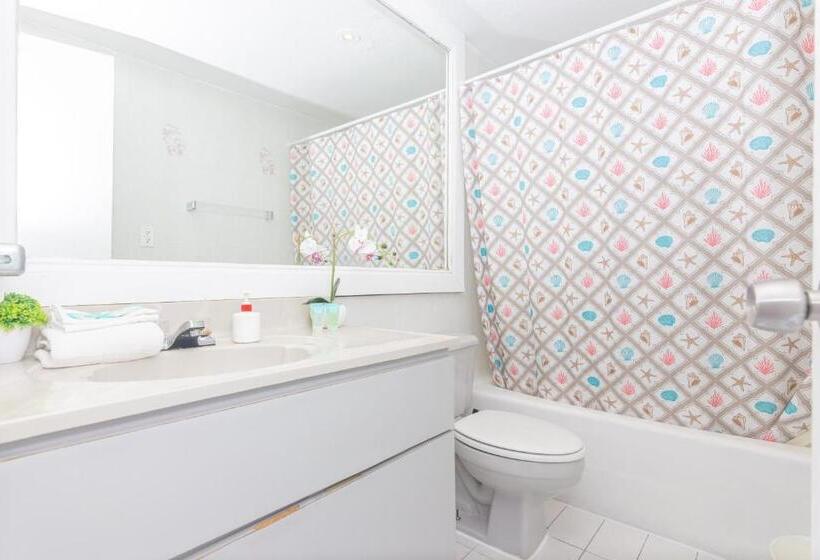 سوییت با چشم‌انداز دریا, Girasole Rentals