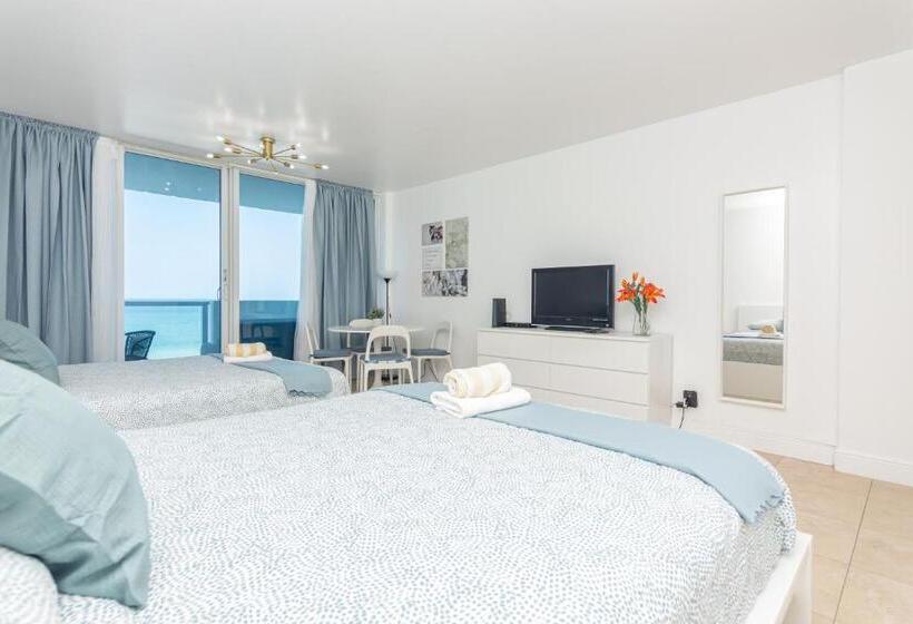 اتاق استاندارد با بالکن, Girasole Rentals