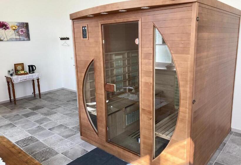 Номер Deluxe Кровать Кинг, Chambre Zen Château De La Bouchatte