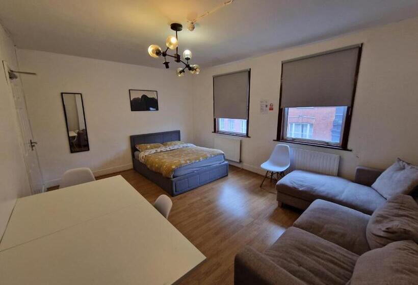 חדר אקונומי, City Budget Guesthouse