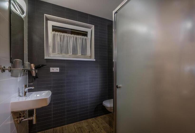 اتاق لوکس خانوادگی, Na Verande Apartments Jasna