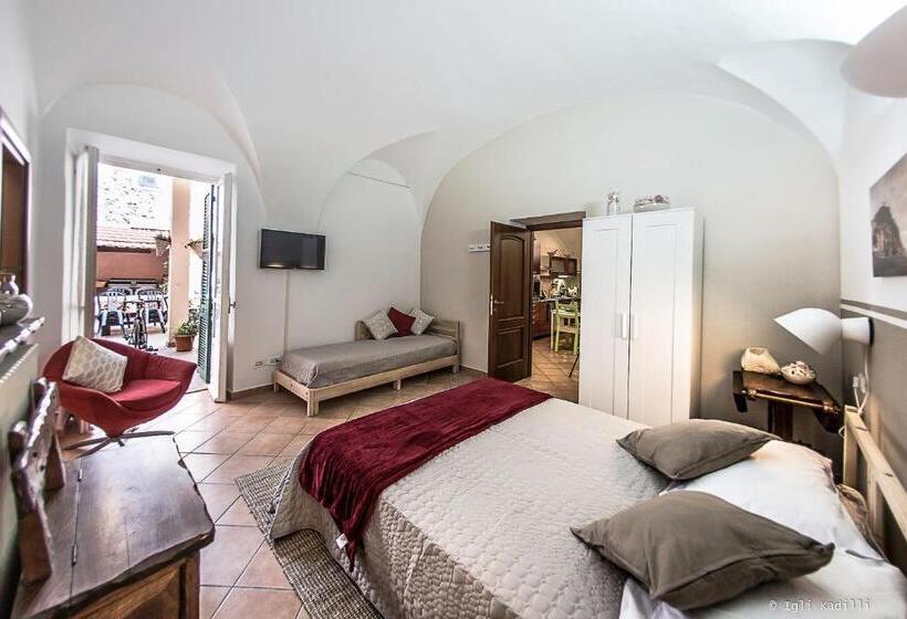 Трехместный Номер Стандарт Вид на Сад, B&b Finalex