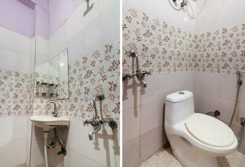 Номер Стандарт, Oyo 64749 Royal Residency
