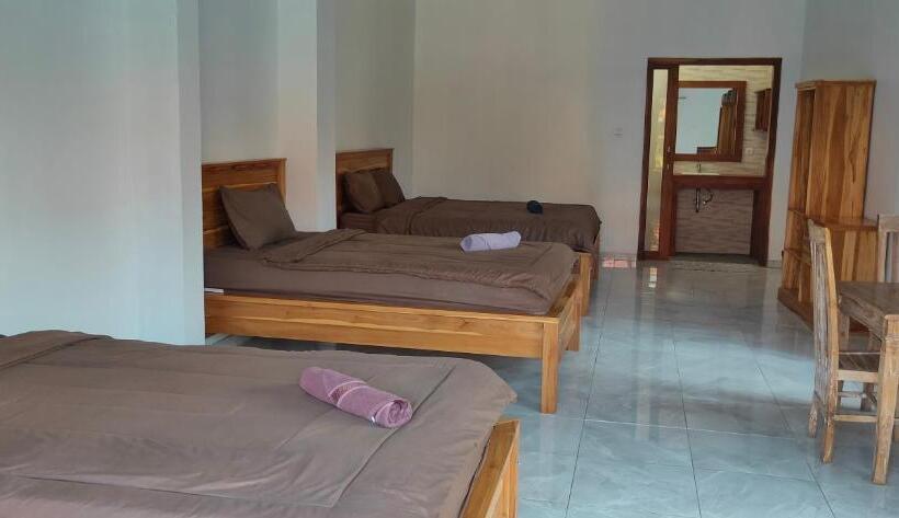 Семейный Номер, Medewi Beach Inn