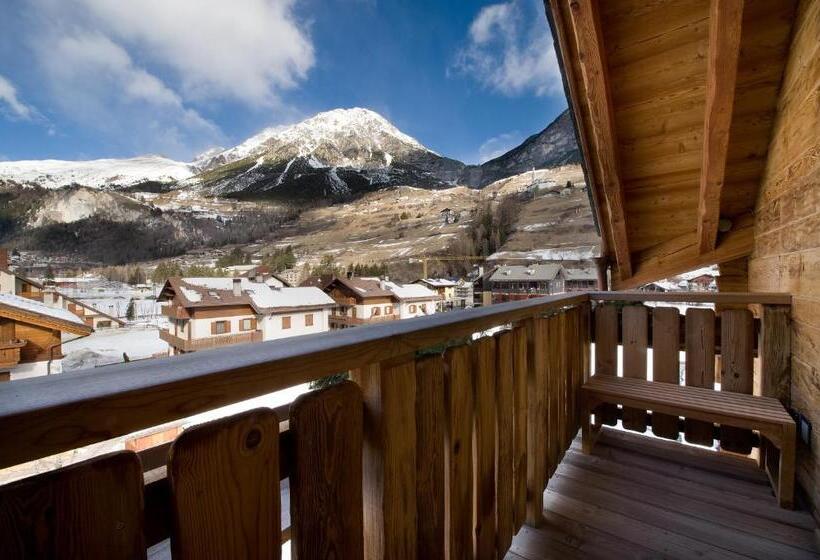 Полулюкс, Alpen Hotel Chalet