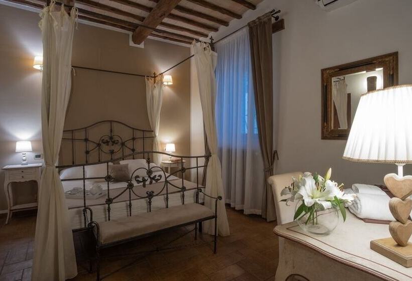 Quarto Triplo Superior, Borgo San Faustino Country Relais And Spa
