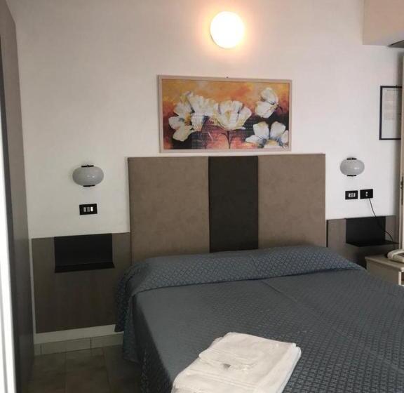 エコノミールーム, Elite Cattolica
